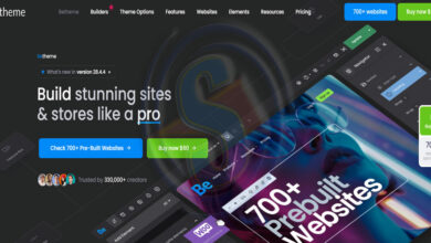 Betheme web sitesi ana sayfasının ekran görüntüsü, karanlık ve teknolojik bir arayüze sahip. Ekranın solunda 'Build stunning sites & stores like a pro' başlığı ve '700+ Hazır Web Sitesini İncele' ve 'Şimdi satın al 60$' butonları yer alıyor. Sağ tarafta, bir web sitesi düzenleme aracının kullanıcı arayüzü, 'Navigator' ve 'Heading' gibi elemanlar gösteriliyor. Arka planda neon mavi ve mor tonlarda yansıyan fütüristik gözlüklü bir kadının görseli dikkat çekiyor, '700+ Hazır Web Sitesi' metni kadının yüzüne yansıyor. Altta ise '330.000+ içerik oluşturucu tarafından güveniliyor' yazısı bulunuyor. Ekranın genelinde karanlık bir tema hakim olup, parlak mavi ve yeşil vurgular modern ve profesyonel bir atmosfer yaratıyor.